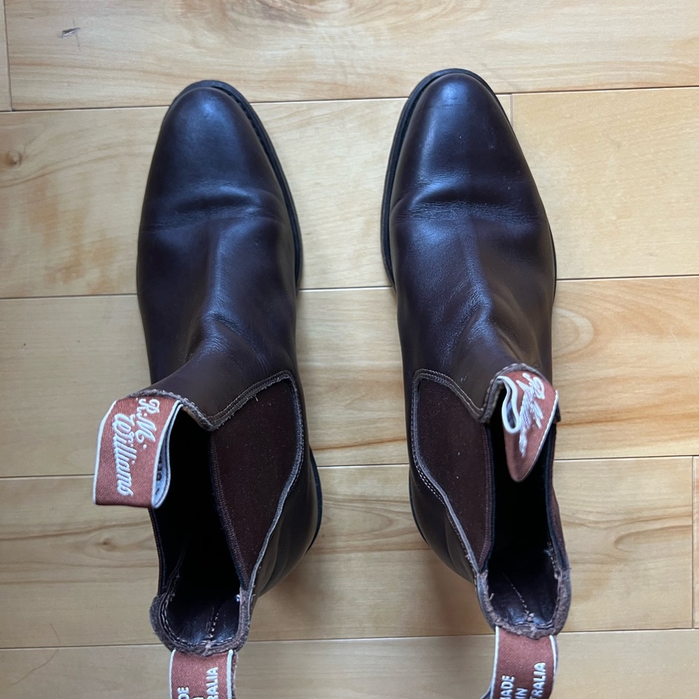 R.M.Williams lady yearling boot in chestnut. EUC.